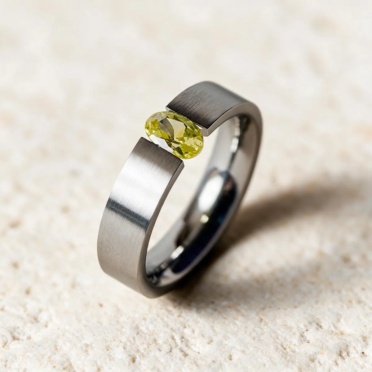 Anillo acero circonita Rosario — anillo de acero para mujer, hecho a mano en el taller de Barcelona (vista 3)