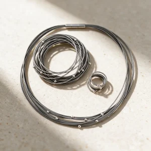Pulsera acero y plata — acero y plata, hecho a mano en el taller de Barcelona (vista 3)